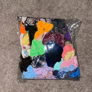 pack of hair scrunchies